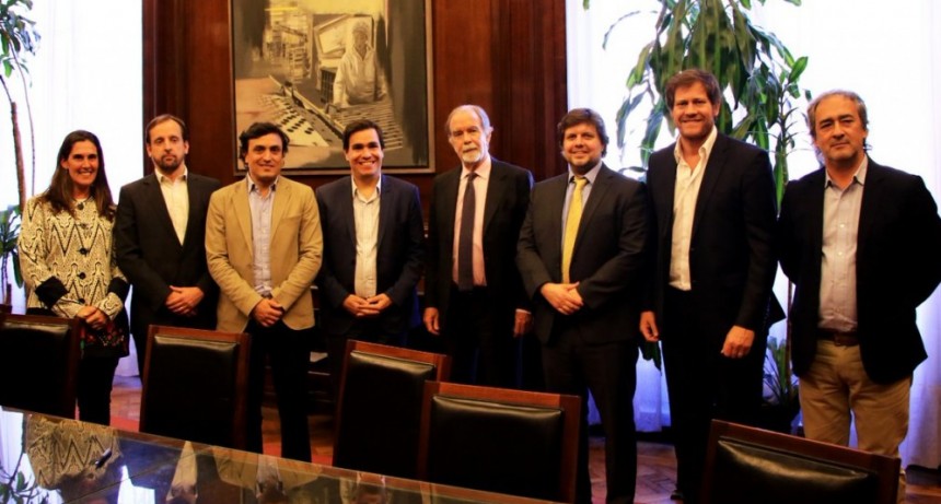El Ministerio de Producci&oacute;n bonaerense y el Banco Naci&oacute;n firman un convenio de apoyo a las PyMEs                          