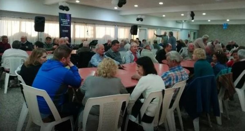 Asociaci&oacute;n de Jubilados y Pensionados Campana invita a una Cena-Baile
