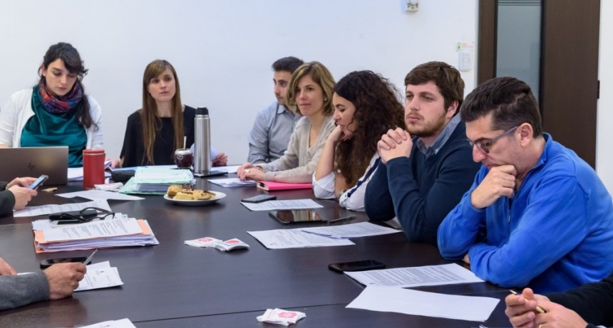 AVANZA PROYECTO DE LEY QUE PROH&Iacute;BE FUMAR EN ESPACIOS VERDES