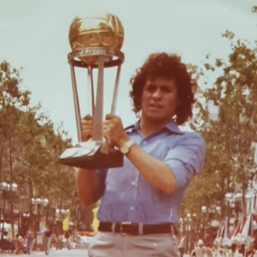 Jos&eacute; Mar&iacute;a Su&aacute;rez en la previa de Estudiantes de La Plata vs Boca Juniors