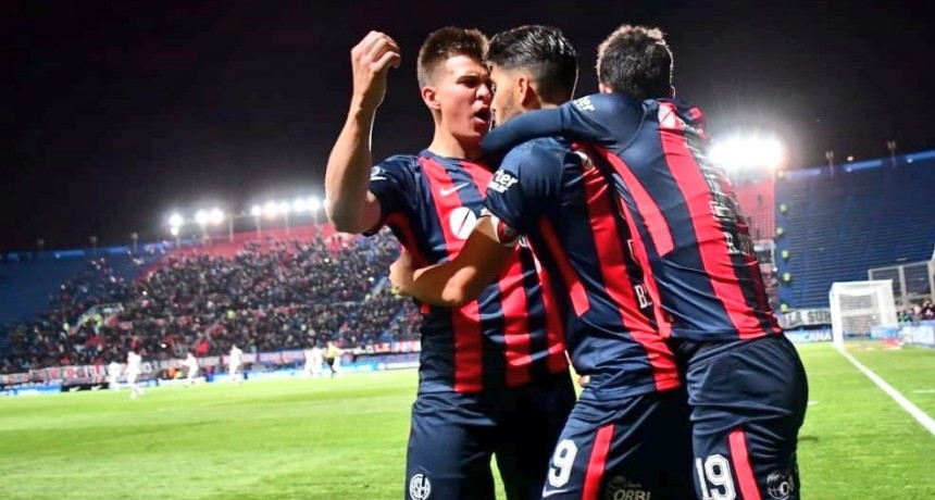 San Lorenzo de Almagro obtuvo el triunfo ante Nacional de Uruguay por 3 a 1