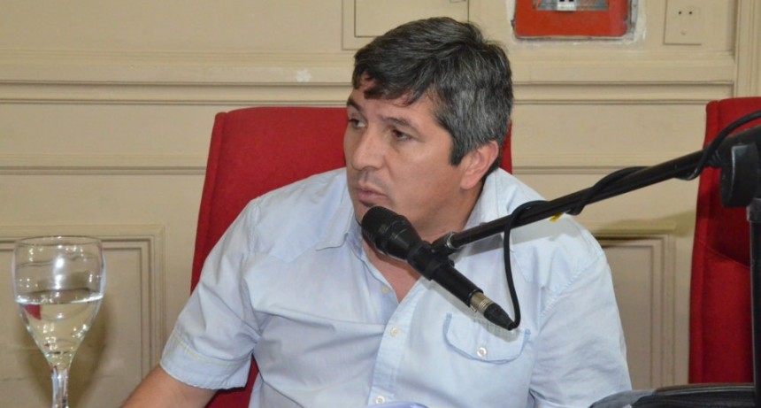 Carlos G&oacute;mez: &ldquo;Roses tendr&iacute;a que mirar su gesti&oacute;n en el HCD antes de hablar&rdquo;