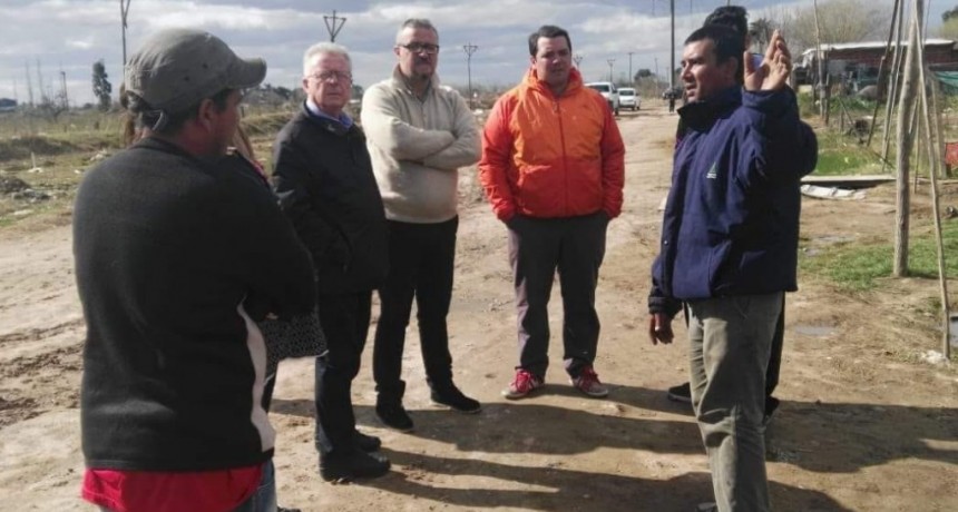  Romano acompa&ntilde;&oacute; a m&aacute;s de cincuenta vecinos que se quedaron sin trabajo
