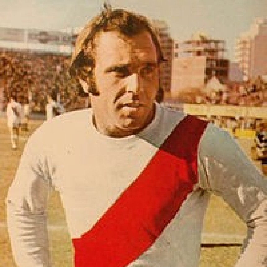 Daniel Onega en la previa de River Plate vs Racing Club