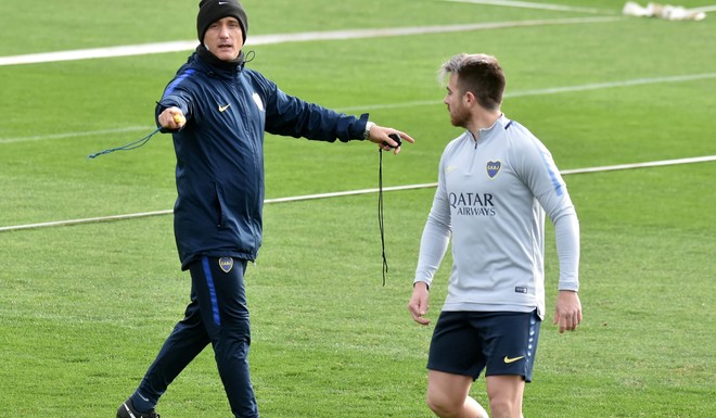 Boca Juniors se prepara con sus titulares para visitar a Hurac?&nbsp;n