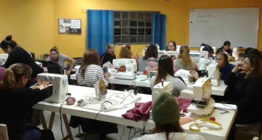 Habr&aacute; una muestra de los talleres gratuitos de molder&iacute;a y corte