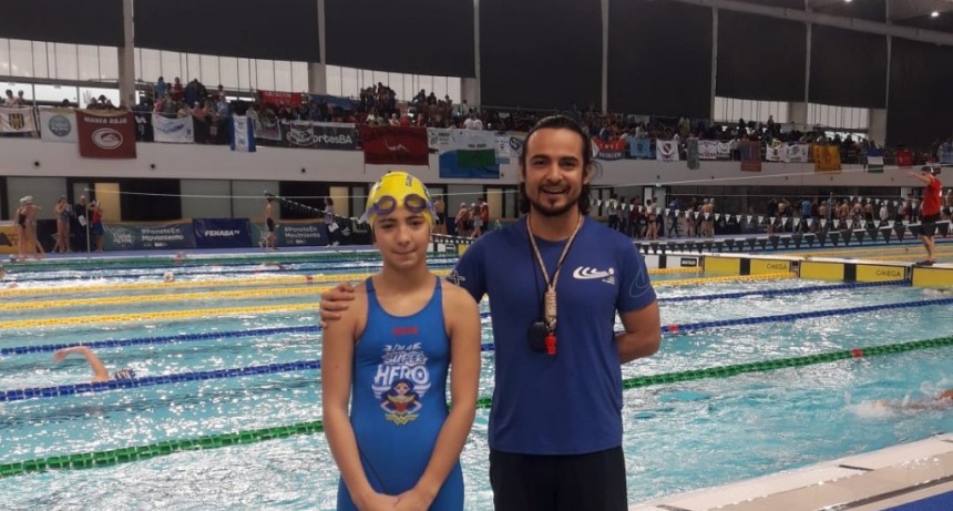 Emma Migueles comenz&oacute; su participaci&oacute;n en el Campeonato Argentino de Infantiles en nataci&oacute;n