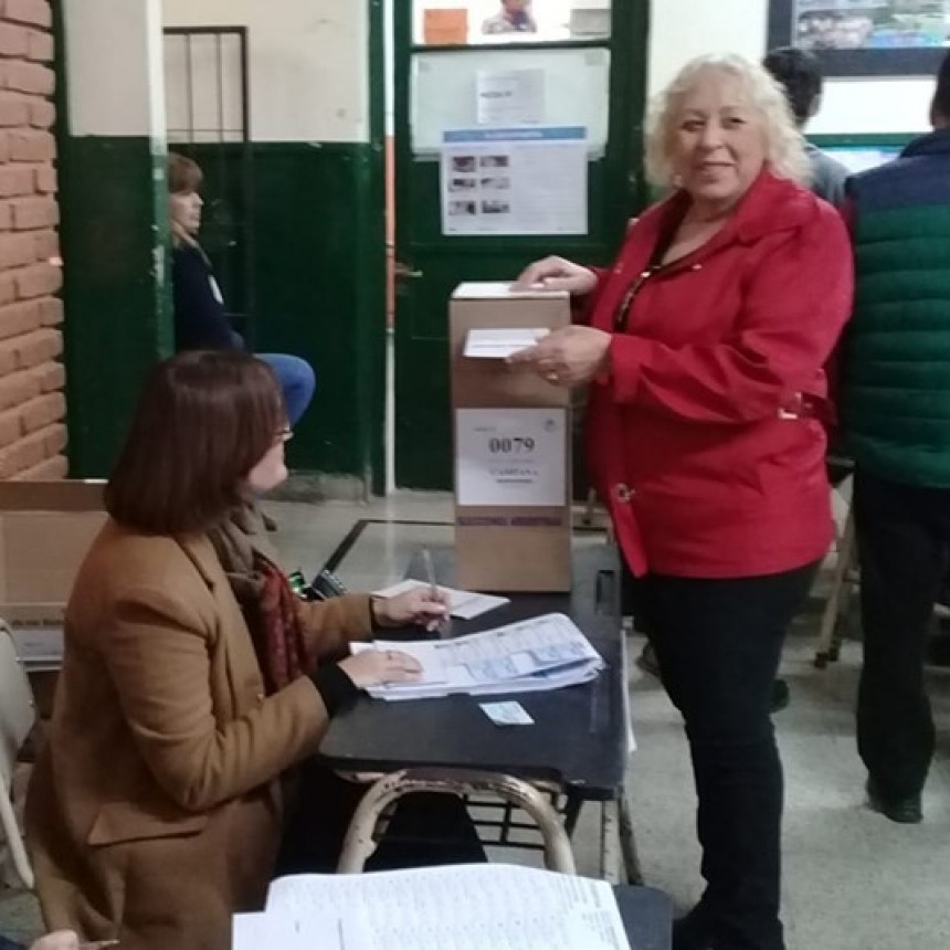 Stella Maris Giroldi emiti&oacute; su voto en la EP 5 de Avenida Varela y S&iacute;vori
