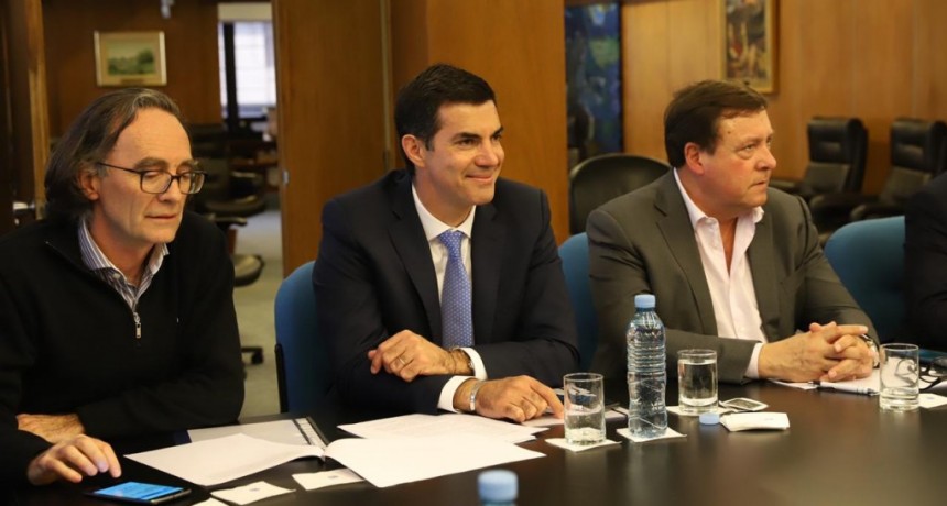 Urtubey: “Estas medidas desfinancian a las provincias y no resuelven la crisis estructural de la economía argentina”