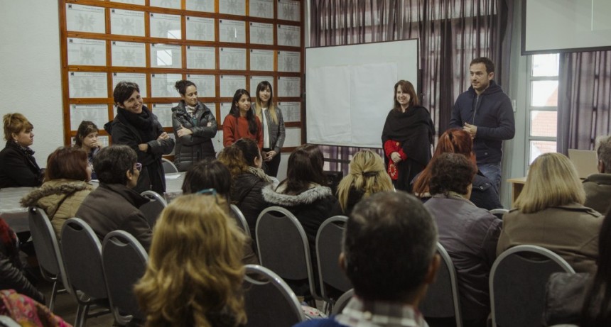 Comenz&oacute; una nueva edici&oacute;n del curso de cuidadores domiciliarios
