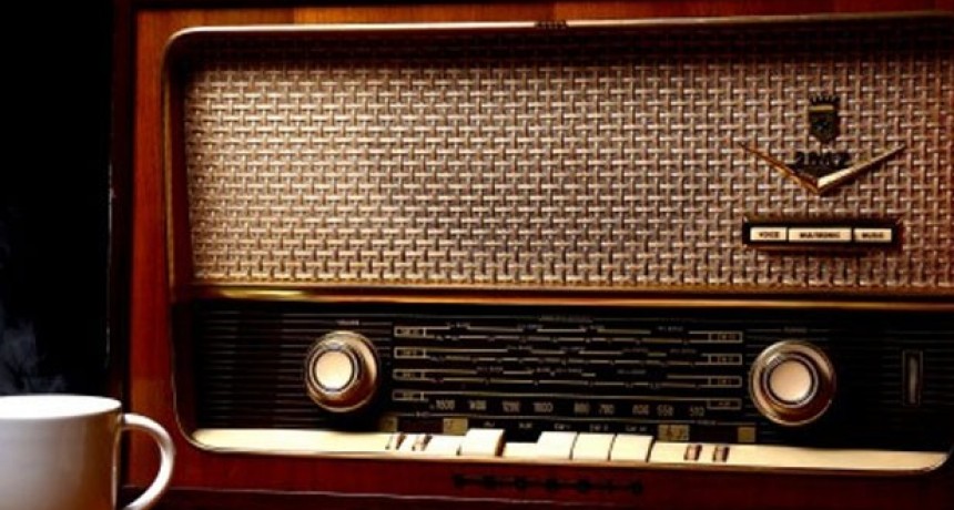  99 a&ntilde;os &iquest;Por qu&eacute; se celebra el "D&iacute;a de la Radio" en la Argentina?