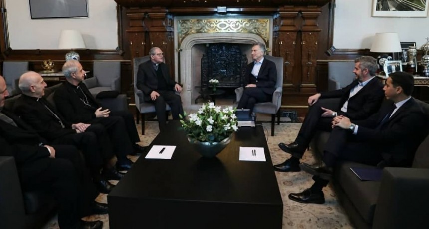 La Comisi&oacute;n Ejecutiva visit&oacute; al Sr. Presidente de la Naci&oacute;n, Ing. Mauricio Macri