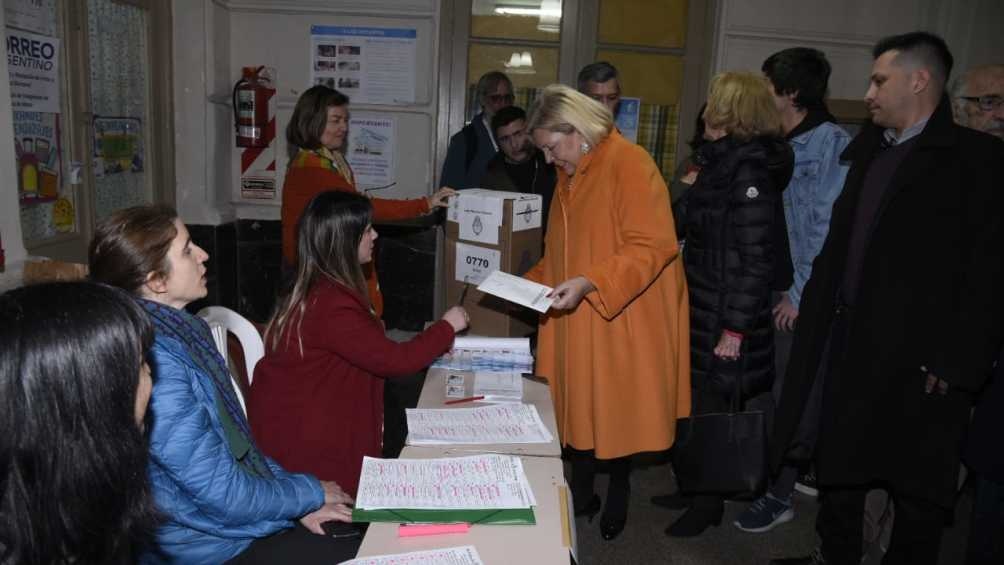 Carri&oacute;: Tengo certeza de que en octubre gana la Rep&uacute;blica