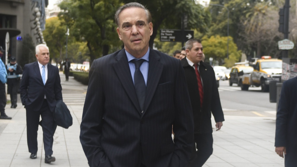 Para Pichetto, el oficialismo est&aacute; "en condiciones de dar pelea y llegar al balotaje"