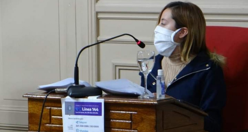 Solicitan incorporar la línea 144 a toda comunicación laboral del Municipio