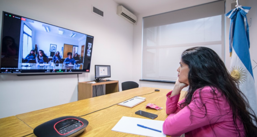 PAMI PARTICIPÓ EN LA MESA INTERMINISTERIAL DE CUIDADOS QUE IMPULSA POLÍTICAS PÚBLICAS CON PERSPECTIVA DE GÉNERO      
