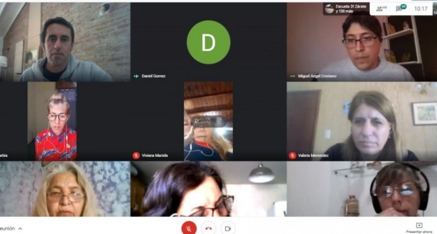 El grupo AcercaRSE continúa con las capacitaciones para docentes