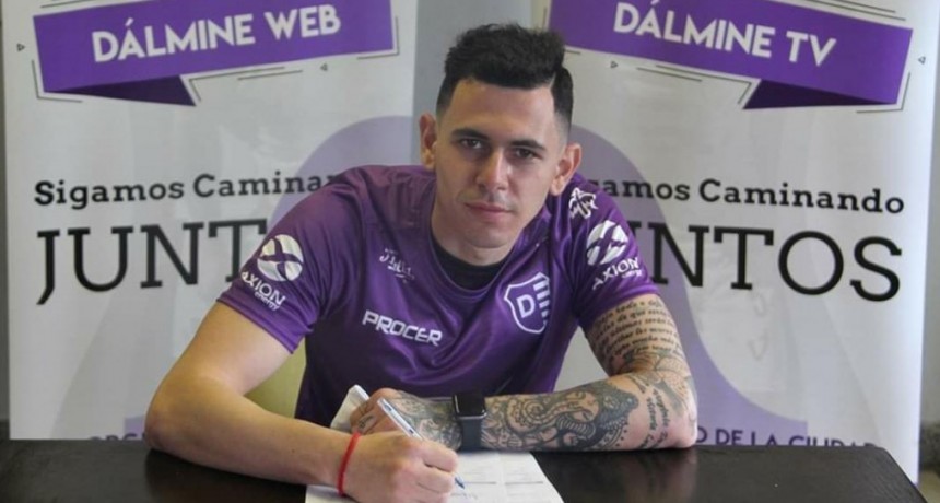 Franco Marchetti firmo su contrato con Villa Dalmine