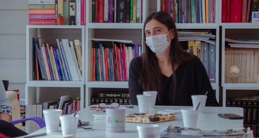 Elisa Abella: Trabajamos para que más jóvenes puedan finalizar la secundaria