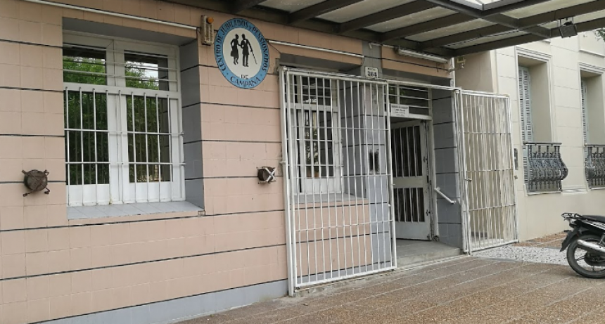 CENTRO DE JUBILADOS Y PENSIONADOS DE CAMPANA CALLE MORENO               