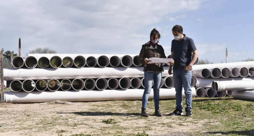 Comenzó la segunda etapa de la obra que posibilitará la llegada de las cloacas a cientos de familias 