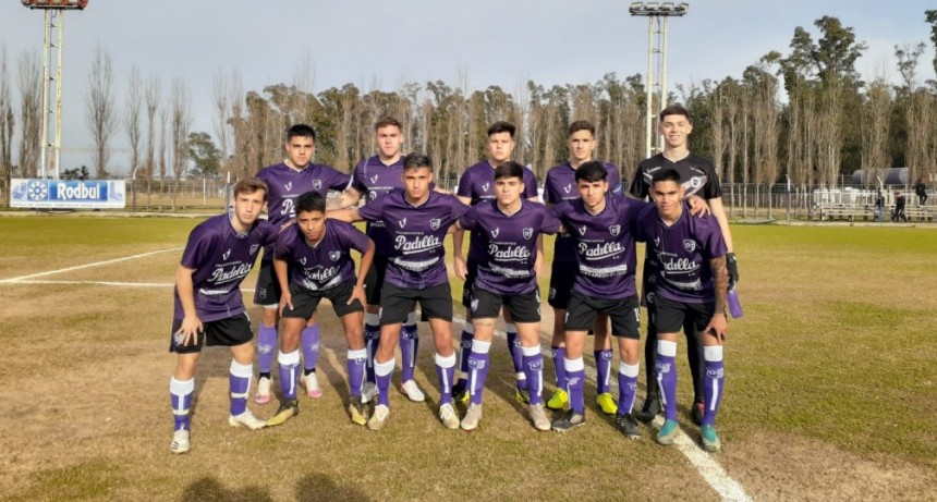 FUTBOL JUVENIL :  VILLA DALMINE RECIBIÓ A CAMIONEROS