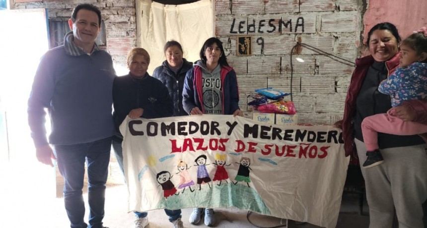Octavio Lagar visitó merenderos de la ciudad por los festejos del Día del Niño