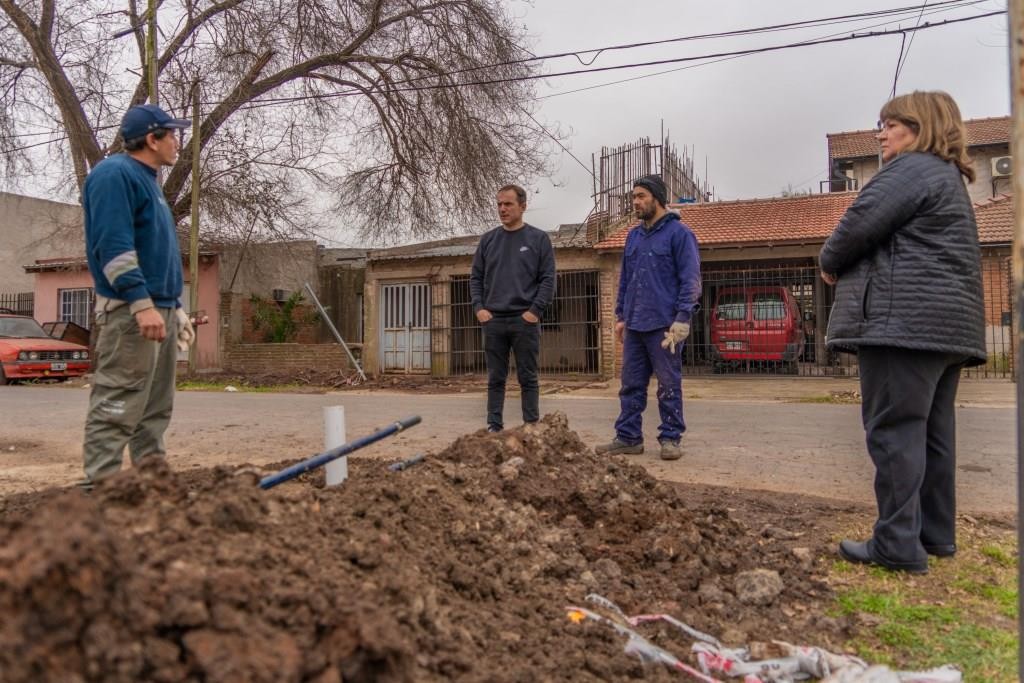 En la Esperanza y La Argentina, más familias están conectadas a la red cloacal