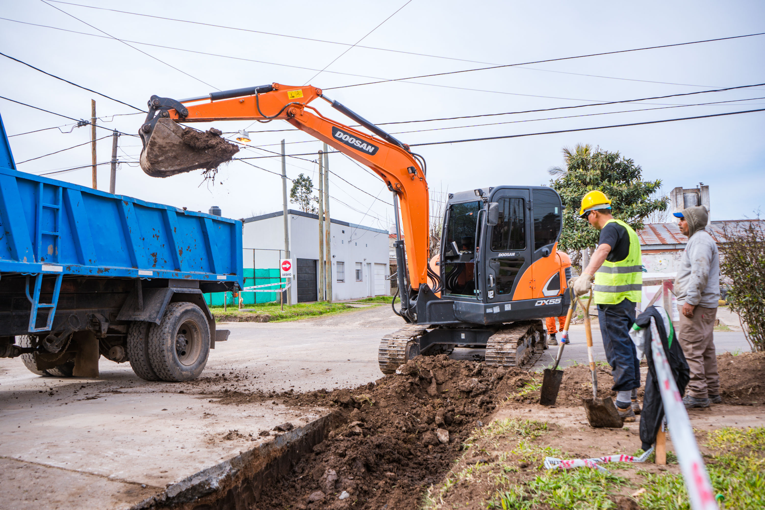 El Municipio comenzó otra obra clave para las familias del barrio Las Campanas 