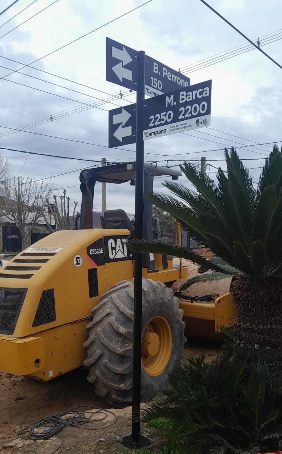 El Municipio suma nueva señalética tras las obras de asfalto realizadas en diferentes barrios