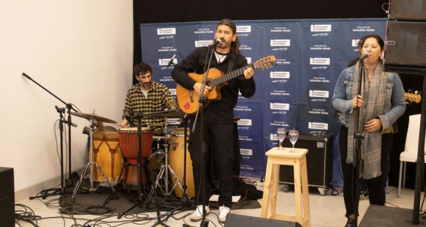 Músicos, estudiantes y vecinos fueron parte del primer conservatorio sobre la música popular latinoamericana