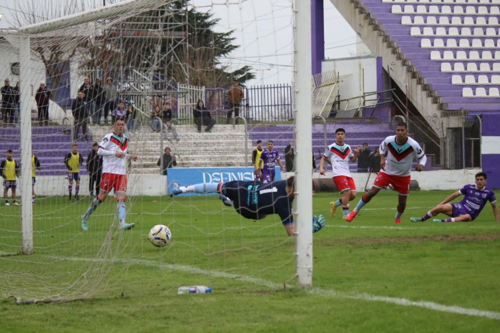 Villa D&aacute;lmine volvi&oacute; a ganar en Campana