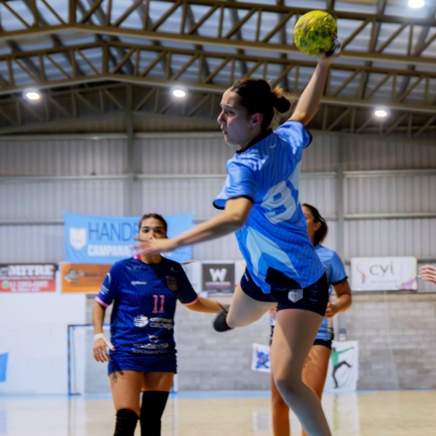 Handball Femenino - el Boat lo dio vuelta ante Don Bosco y debut&oacute; con un triunfo 25-24