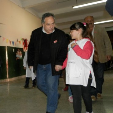 El Presidente del HCD Juan Ghione particip&oacute; como ex alumno de los festejos por el 125&deg; Aniversario de la Escuela N&deg;5.