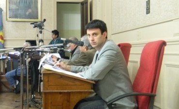 Raineri y los vecinos preocupados por la falta de mantenimientos en algunas zonas de la ciudad de Campana