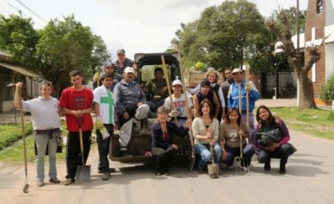 Gabinete Social Municipal: Exitosa Jornada de Limpieza junto a los vecinos en el Barrio Dallera