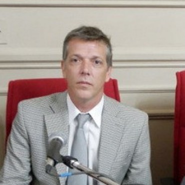 Axel Cantlon solicit&oacute; que el Municipio promueva la publicaci&oacute;n de estudio sobre los antiguos carnavales de Campana  