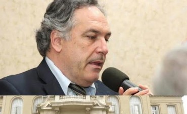 Ghione: "No utilizar las motos y los cuatriciclos nuevos para patrullar la ciudad es darle la espalda a la inseguridad".