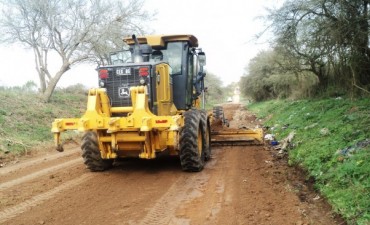 B&deg; San Jacinto: Se trabaj&oacute; en el perfilado y entoscado de la calle Latorres