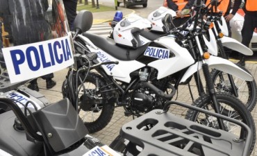 &ldquo;Los efectivos de la Polic&iacute;a Local comienzan ma&ntilde;ana a patrullar con las motos y las camionetas&rdquo;