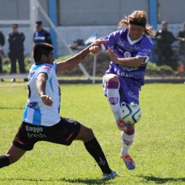 VILLA DALMINE RECIBE AL PUNTERO DEL TORNEO