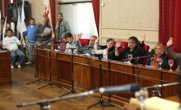 &ldquo;Los concejales de la oposici&oacute;n reclaman debate y cuando tienen a la Intendente en frente cierran la boca&rdquo;