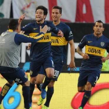 Boca se qued&oacute; con la gloria y la punta