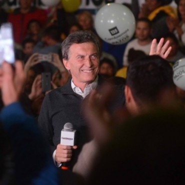 Macri y Vidal  junto a Abella en Campana