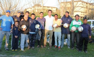 Boca Juniors dio en Campana una cl&iacute;nica de detecci&oacute;n de talentos para chicos de distintos barrios