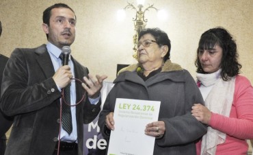 Ma&ntilde;ana 45 familias firmar&aacute;n sus escrituras   