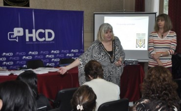 Docentes contin&uacute;an capacit&aacute;ndose sobre perspectivas para la ense&ntilde;anza de la alfabetizaci&oacute;n inicial