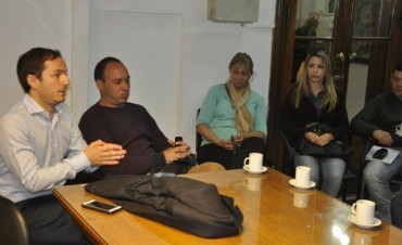 El Intendente encabez&oacute; una reuni&oacute;n con due&ntilde;os de agencias de remises