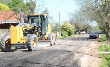 Cuadrillas municipales avanzan con las tareas de mejoras en los barrios