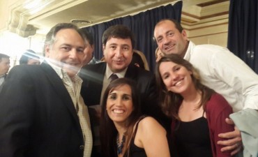 Concejales del Frente Renovador y referentes de la Agrupaci&oacute;n 14 de Mayo participaron de la presentaci&oacute;n del libro de Daniel Arroyo